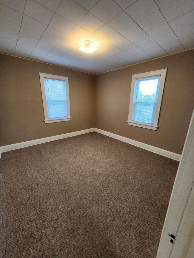 Building Photo - Duplex at 7101-7103 27th Avenue