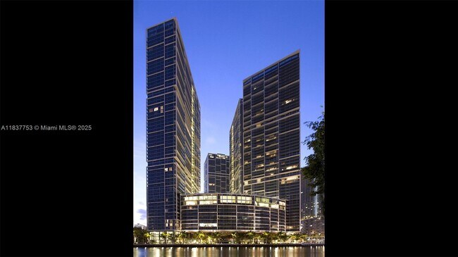 Building Photo - 475 Brickell Ave