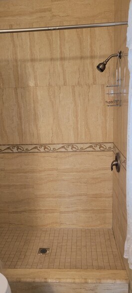Building Photo - 12858 Mountain Shadows Ct