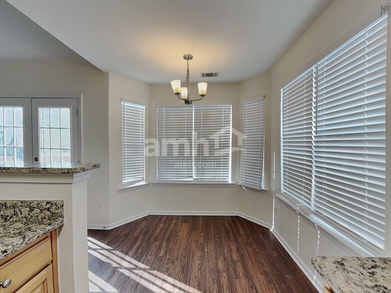 Building Photo - 3394 English Oaks Dr NW