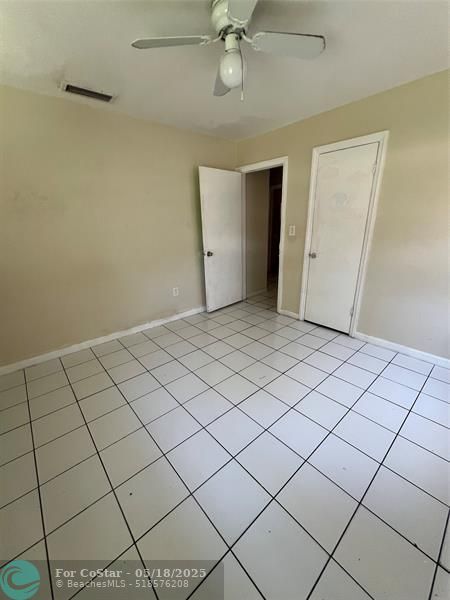 Building Photo - 1532 NW 3rd Ave