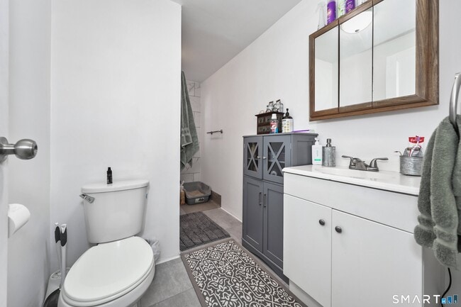 Building Photo - 74 Mitchell St