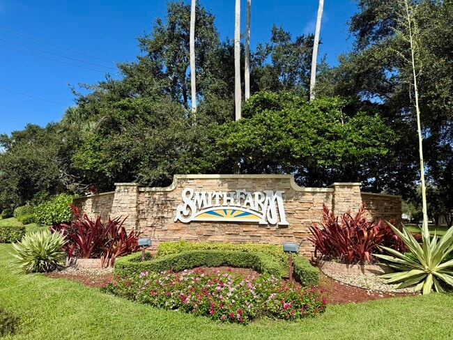 Building Photo - 6509 Stonehurst Cir