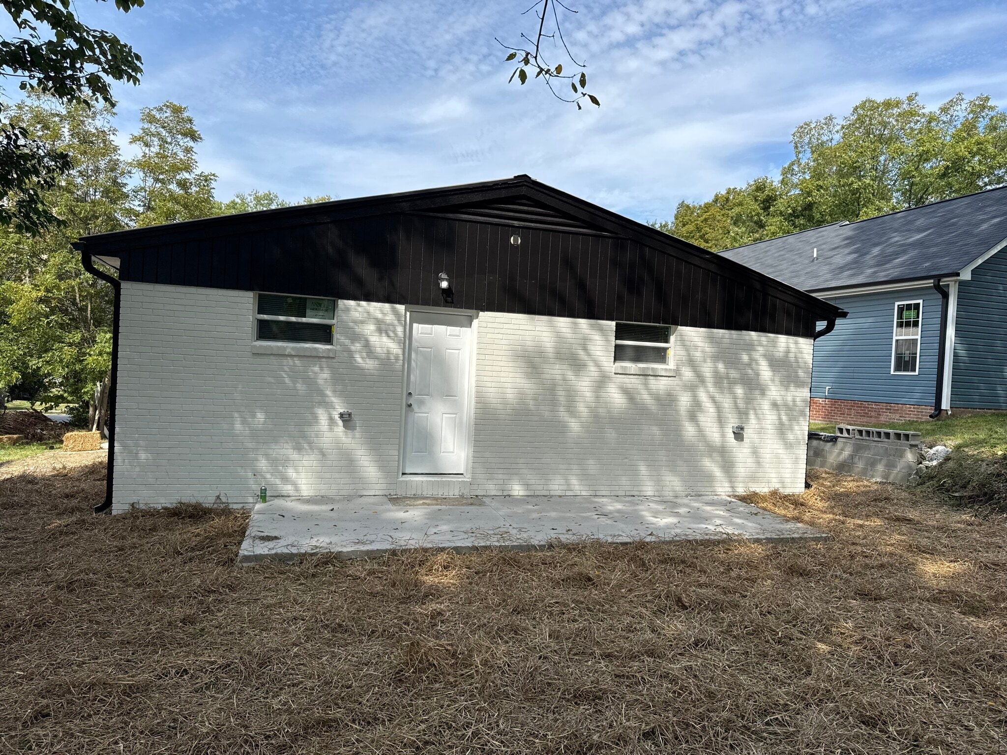 Building Photo - 519 Walnut St