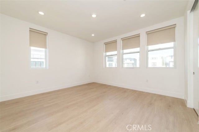 Building Photo - 228 Stage