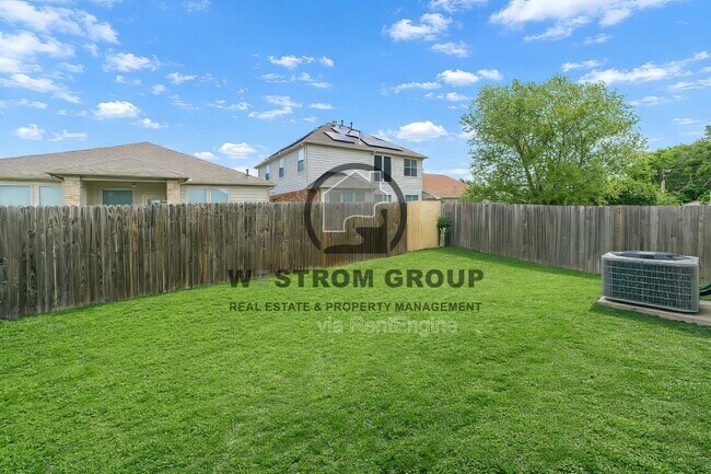 Building Photo - 2201 Sweetwood Dr