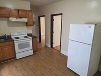 Building Photo - 49 Judson St