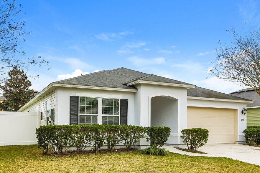 Building Photo - 4878 Creek Bluff Ln