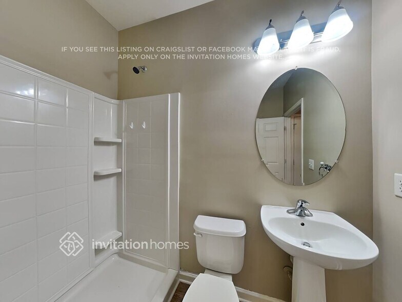 Building Photo - 200 Riley Ct