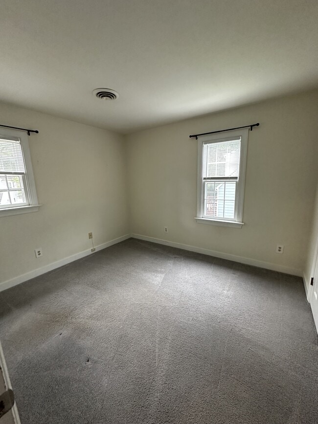 Building Photo - 10631 Red Lion Pl