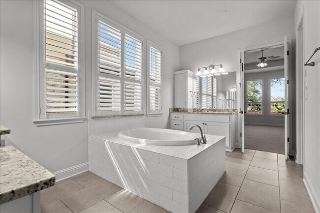 Building Photo - 4108 Bison Bend
