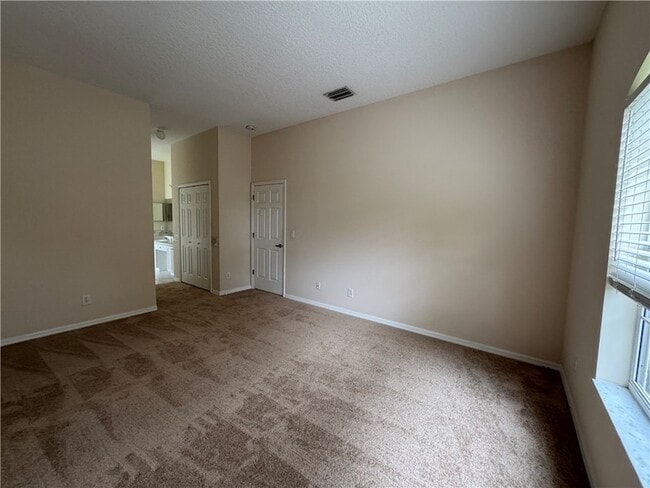Building Photo - 707 46th Square