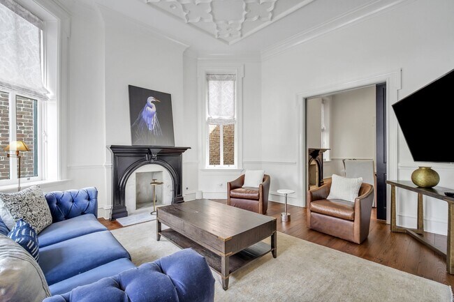 Building Photo - 219 E Charlton St