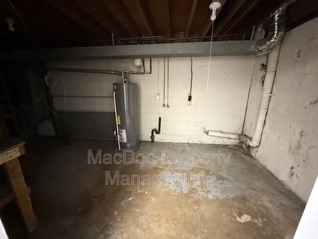 Building Photo - 534 Olde Greenwich Cir