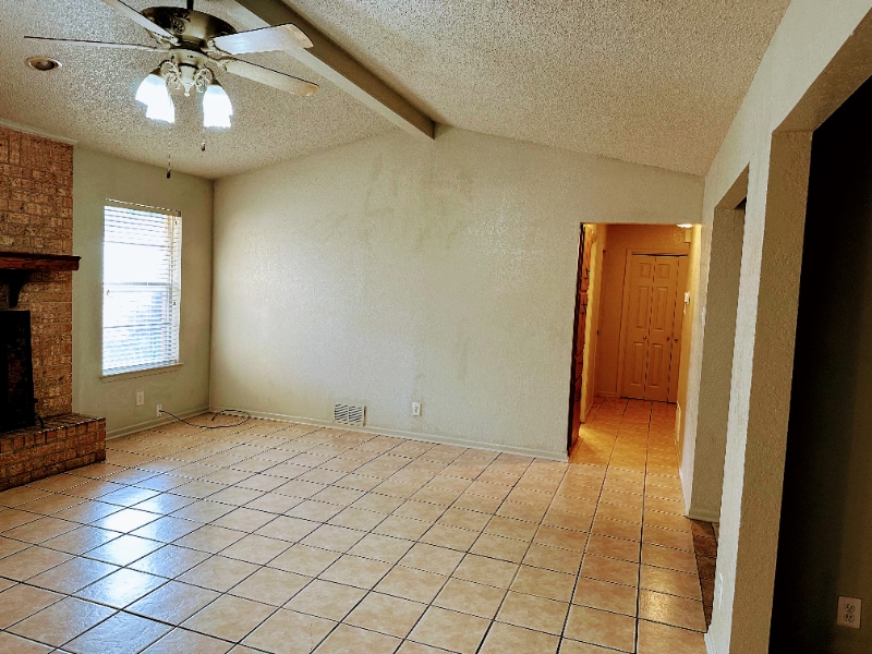 Building Photo - 1703 Kingman Rd