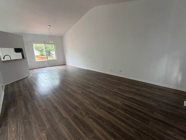 Building Photo - 2354 Nantucket Ln