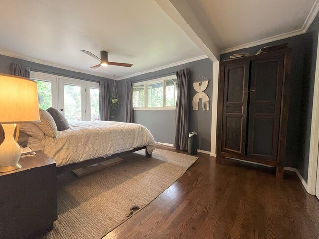 Building Photo - Spacious 4-Bedroom Home with Lush Landscap...