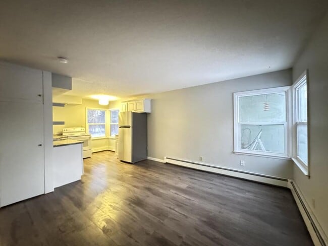 Building Photo - 1522 N 28th St