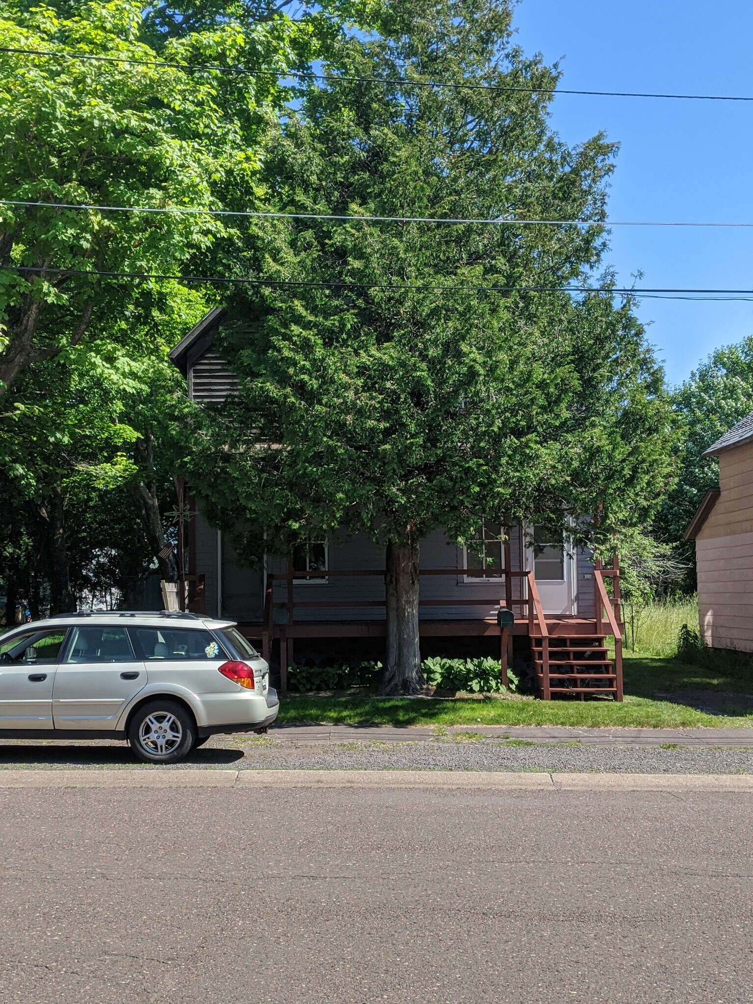 Building Photo - 112 S Hecla St