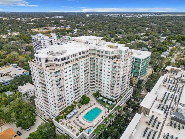 Building Photo - 100 S Eola Dr