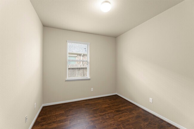 Building Photo - 6019 Schooner Cove