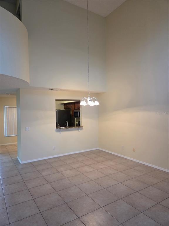Building Photo - 14520 Laguna Beach Cir