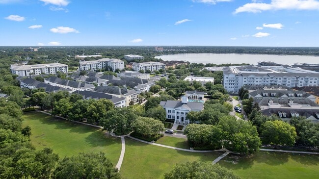 Building Photo - 3-story, 3/3.5, updated, townhome in the heart of Baldwin Park!