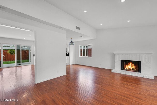 Building Photo - 1611 Amador Ln