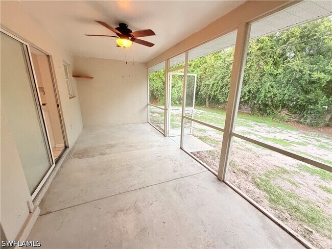 Building Photo - 8204 Matanzas Rd