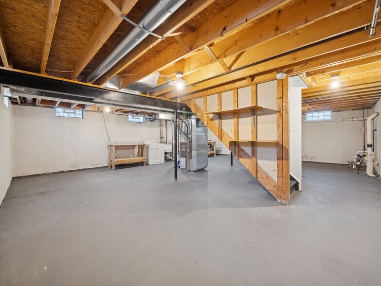 Basement - 8204 Toepfer Rd