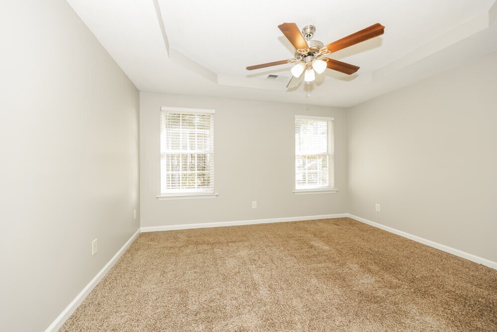 Building Photo - 1925 Port James Cir