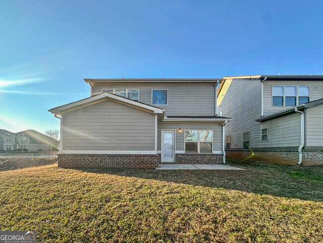 Building Photo - 182 Daisy Cir