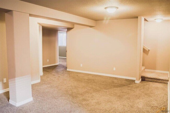 Building Photo - 6933 Cog Hill Ln