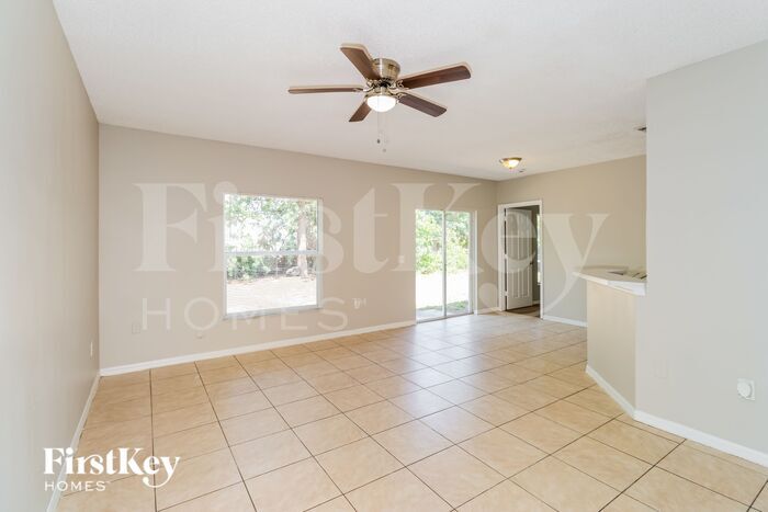Building Photo - 1163 Schumann Dr