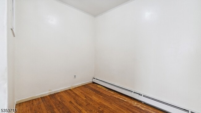 Building Photo - 253 Franklin St