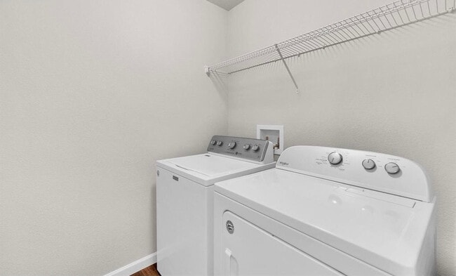 Building Photo - 2030 Birmingham Loop