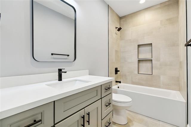 Building Photo - 5459-61 St Claude