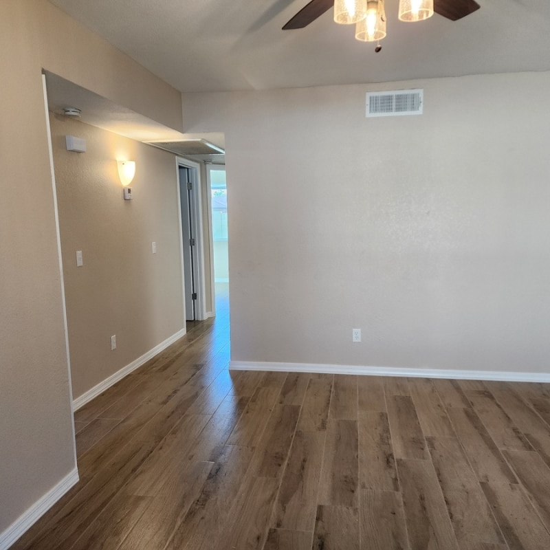 Building Photo - 608 S Pioneer