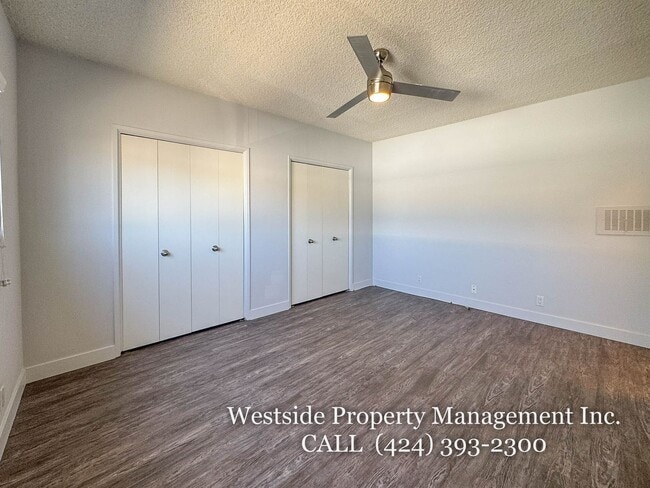 Building Photo - 12031 Pacific Ave