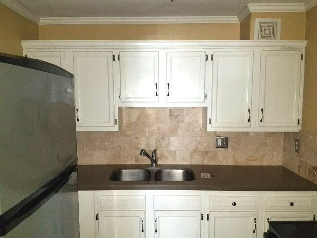 Building Photo - Furnished  Studio Condominium on Campus