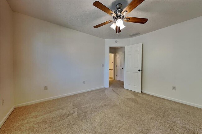 Building Photo - 3194 Watson Meadow Ln SW