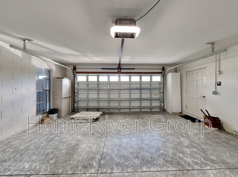 Building Photo - 7 Barbuda Rd