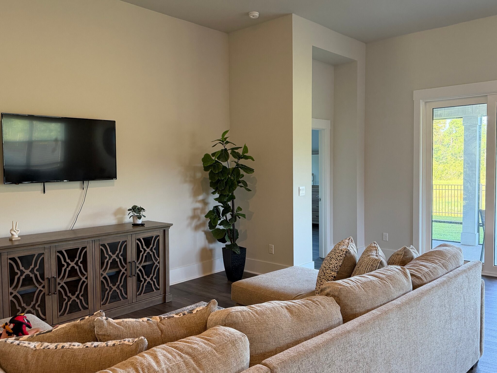Building Photo - 5093 Roundhead Dr