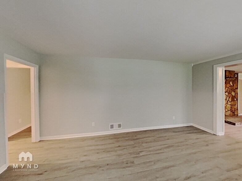 Building Photo - 2386 GA-20