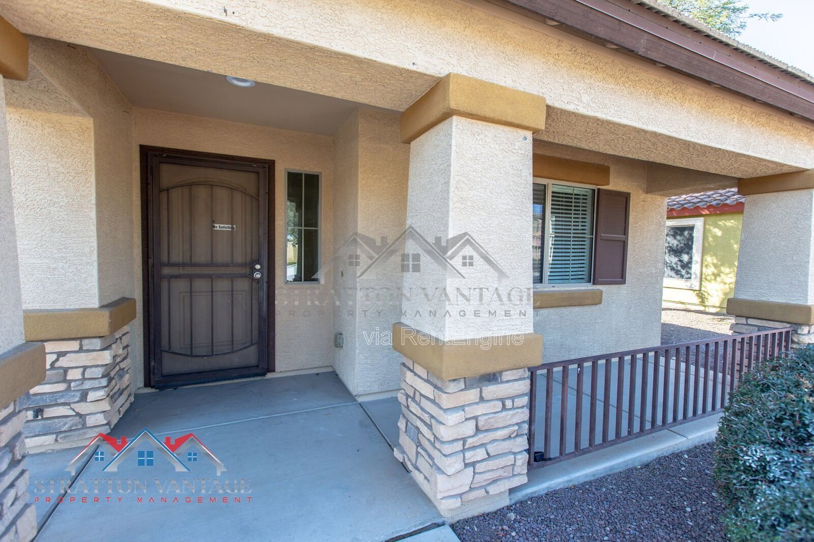 Building Photo - 9096 N 97th Dr