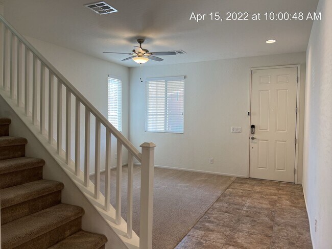 Building Photo - 3 Bedroom w/ Rooftop Deck in Providence
