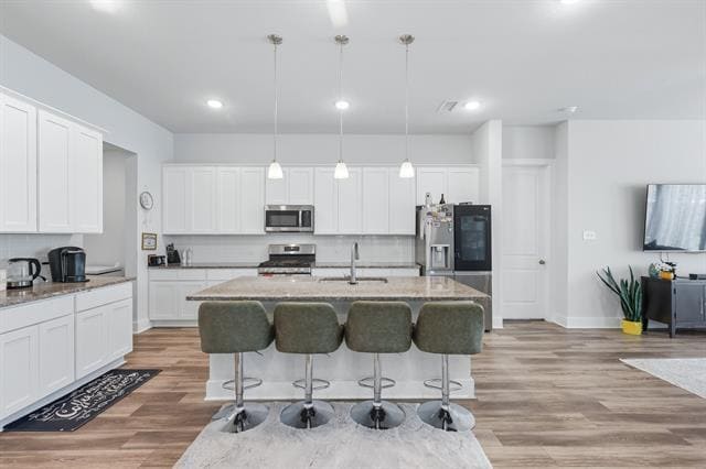 Building Photo - 2470 Pebble Bank Ln