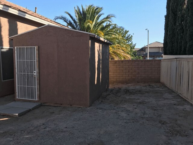Building Photo - 3142 Tourmaline Ln