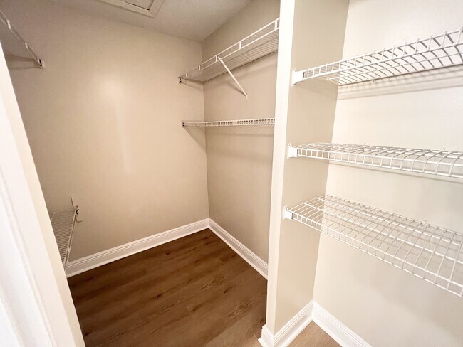 Building Photo - 4581 W McNab Rd