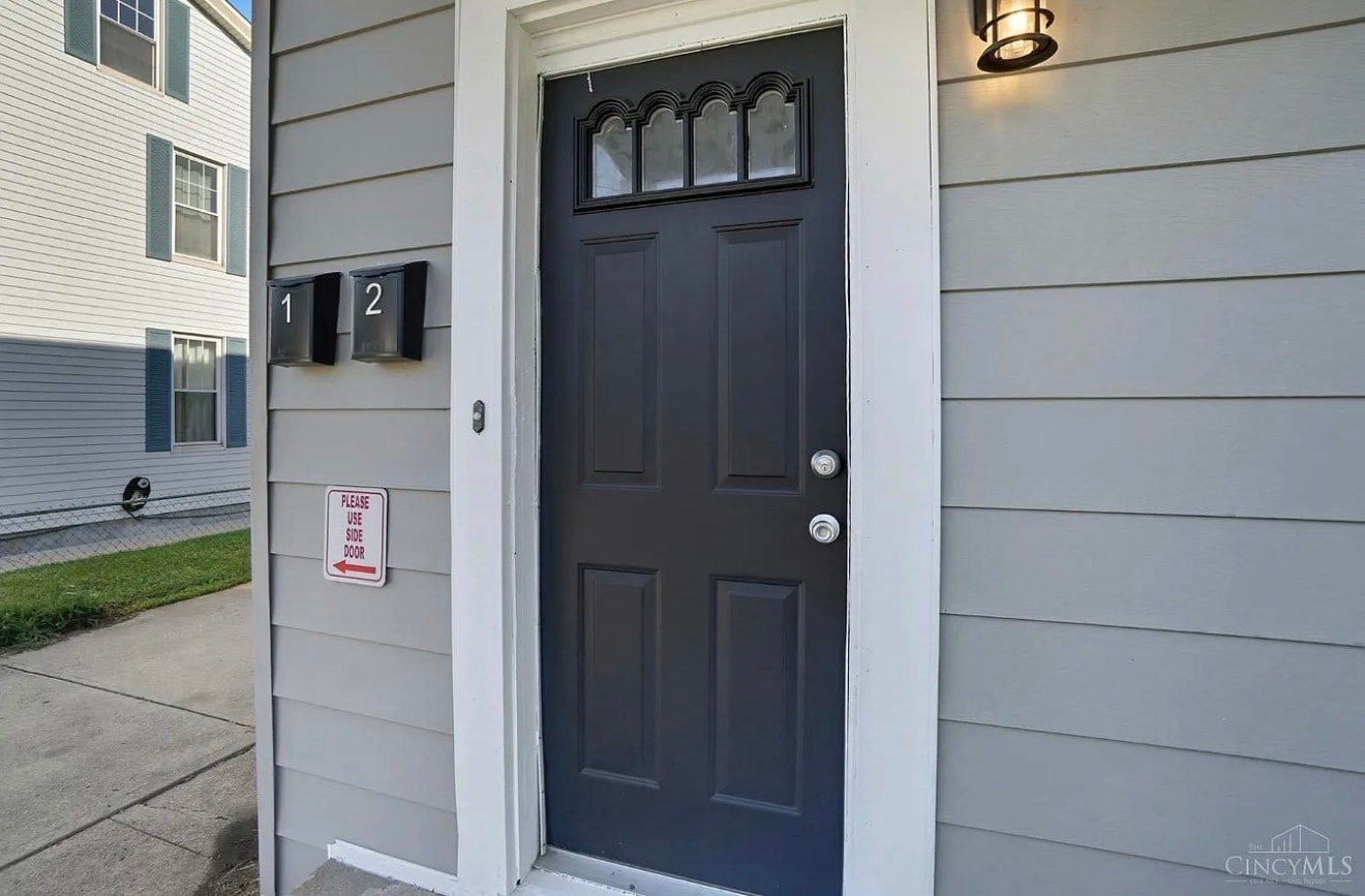 Building Photo - 210 W Vine St